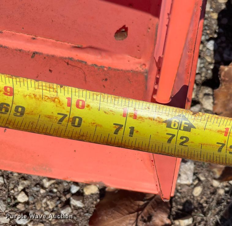 image for item MI9703 Kubota L2276  loader bucket