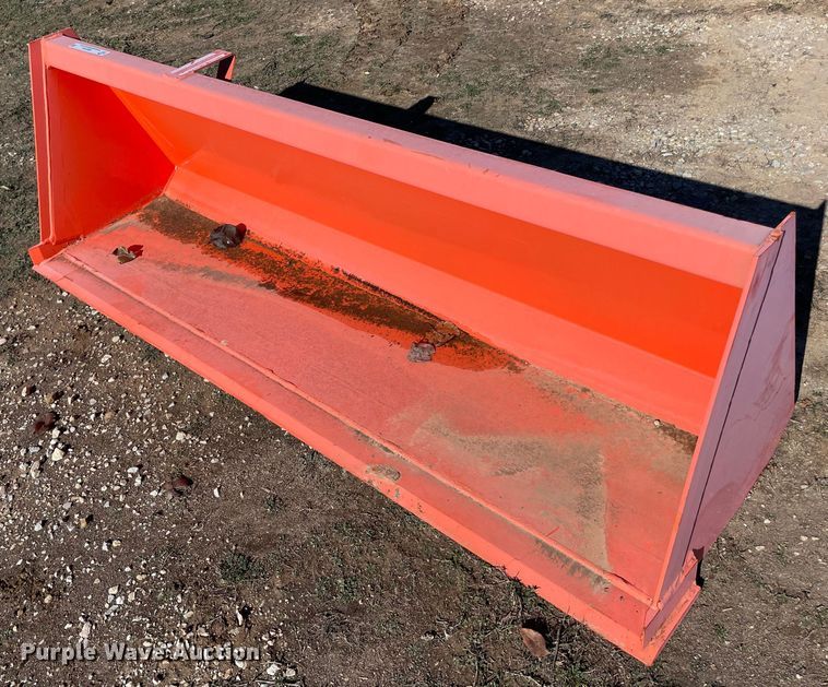 image for item MI9704 Kubota L2264  loader bucket