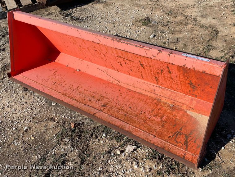 image for item MI9705 Kubota L2263  loader bucket