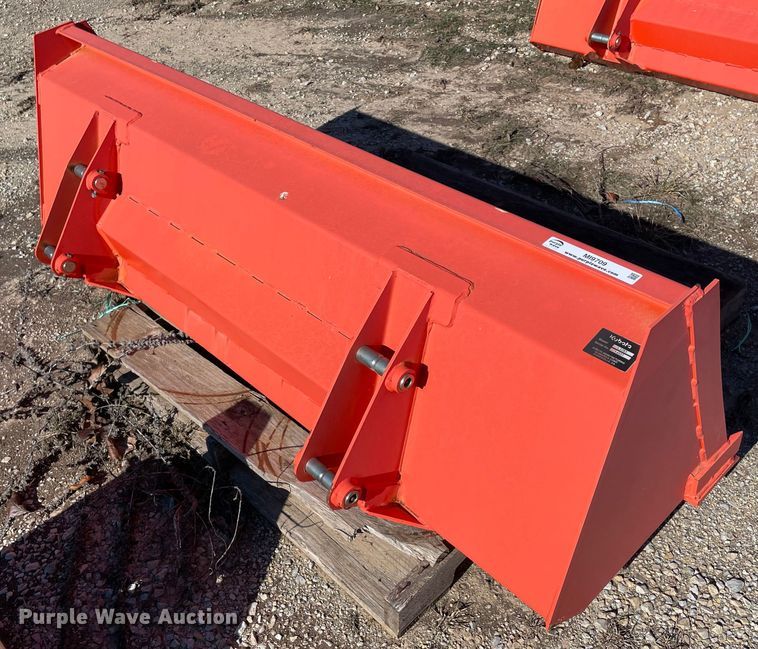 image for item MI9709 Kubota L2283  loader bucket
