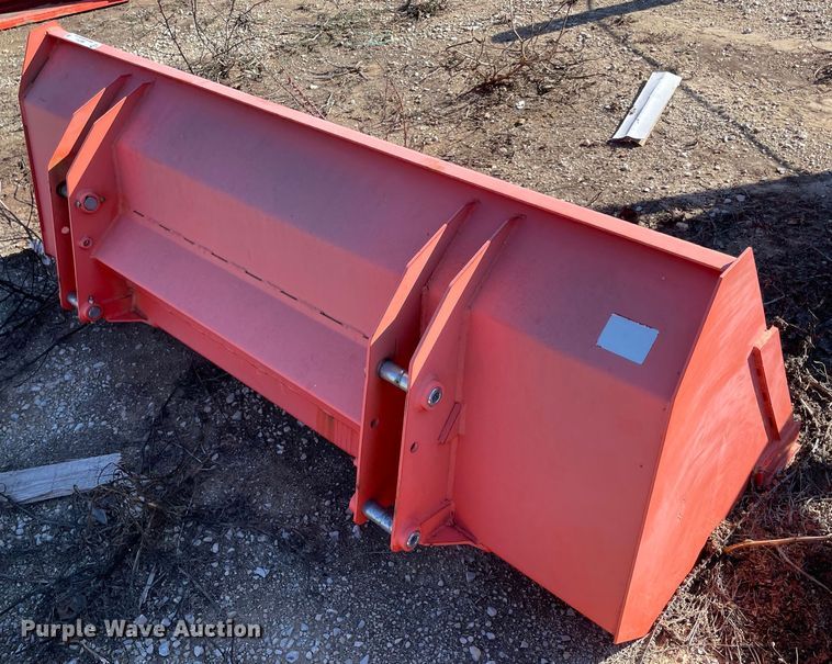 Kubota loader bucket in Norman, OK Item MI9715 sold Purple Wave
