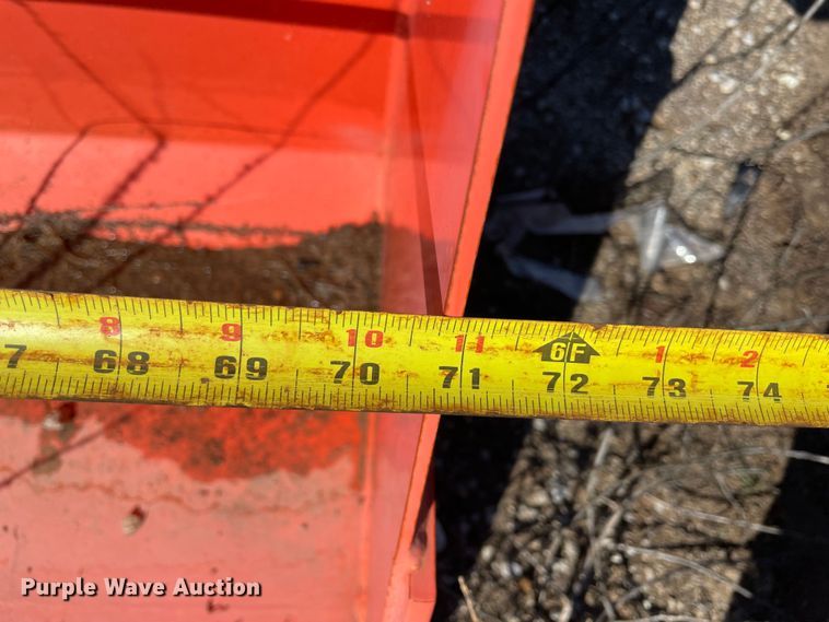 image for item MI9715 Kubota  loader bucket