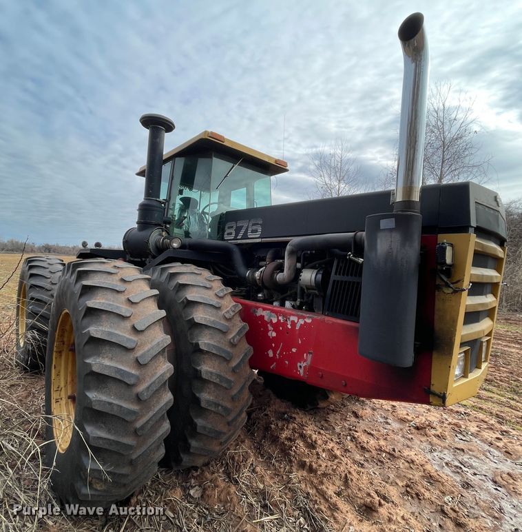 image for item MI9728 1985 Versatile 876  4WD tractor