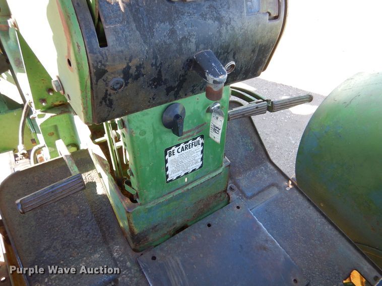 image for item MP9018 1969 John Deere 4520  tractor
