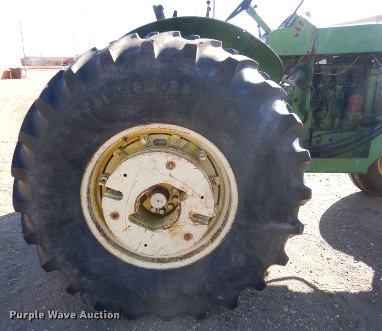 image for item MP9018 1969 John Deere 4520  tractor