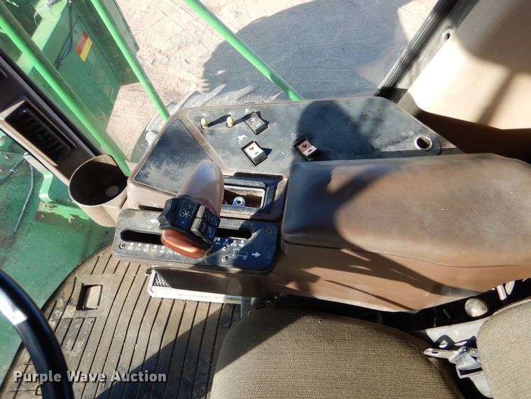 image for item MP9053 John Deere 4890 SP  windrower