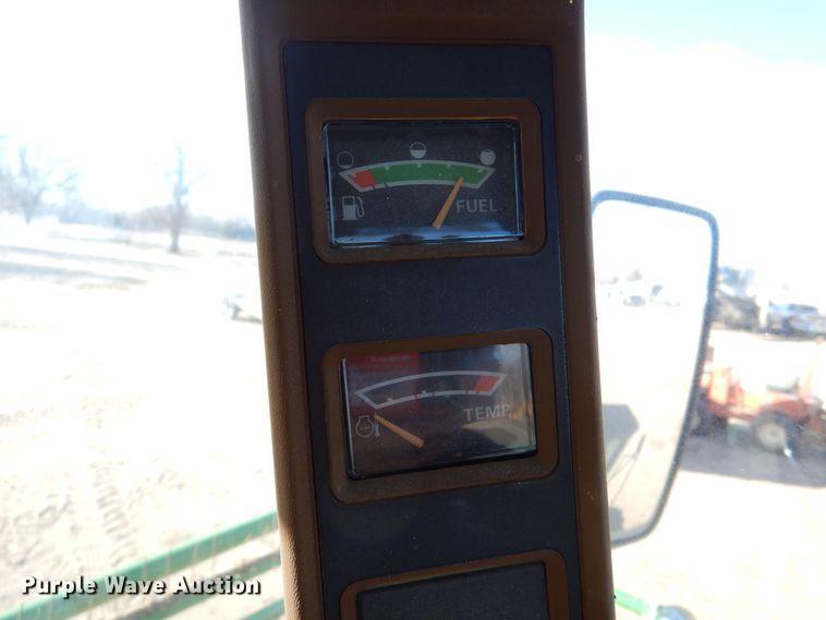 image for item MP9053 John Deere 4890 SP  windrower