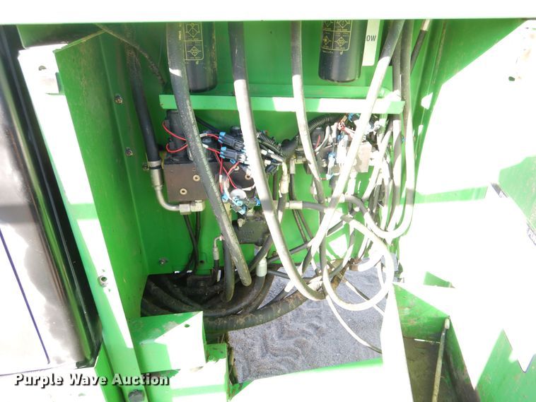 image for item MP9053 John Deere 4890 SP  windrower