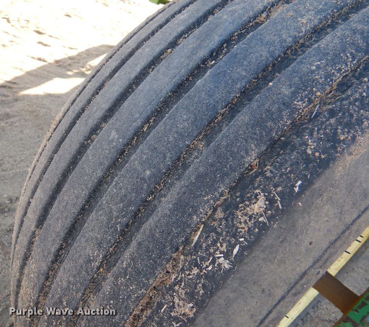 image for item MP9053 John Deere 4890 SP  windrower