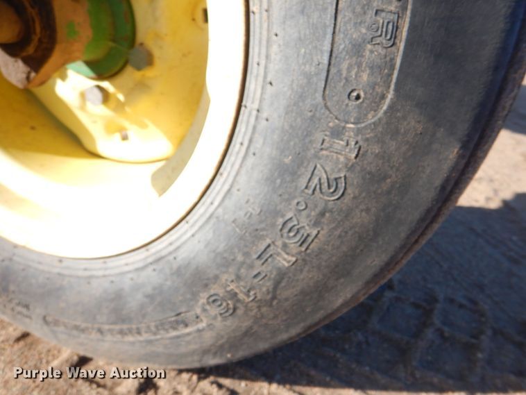 image for item MP9053 John Deere 4890 SP  windrower