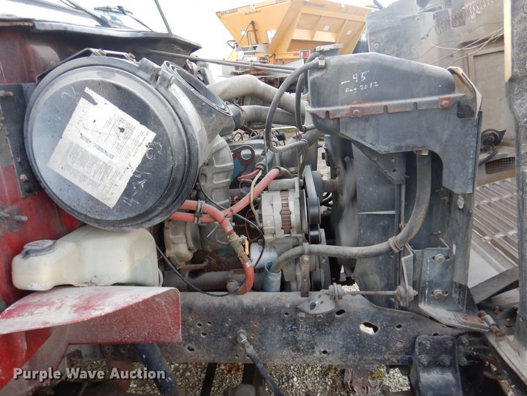 image for item MW9355 1994 International 4900  fertilizer delivery truck