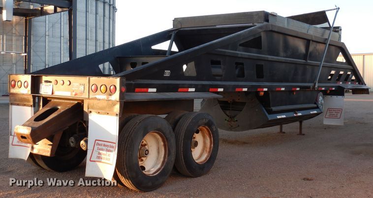 image for item DF8274 2000 Trail King  bottom dump trailer