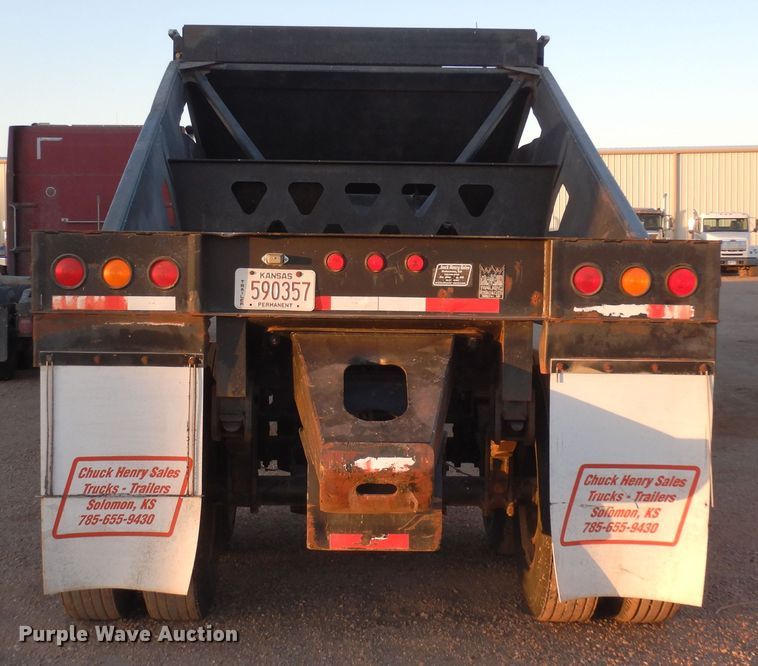 image for item DF8274 2000 Trail King  bottom dump trailer