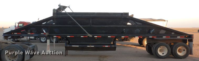 image for item DF8274 2000 Trail King  bottom dump trailer