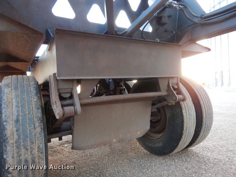 image for item DF8274 2000 Trail King  bottom dump trailer