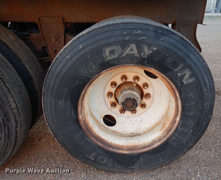 image for item DF8274 2000 Trail King  bottom dump trailer