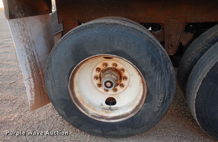 image for item DF8274 2000 Trail King  bottom dump trailer