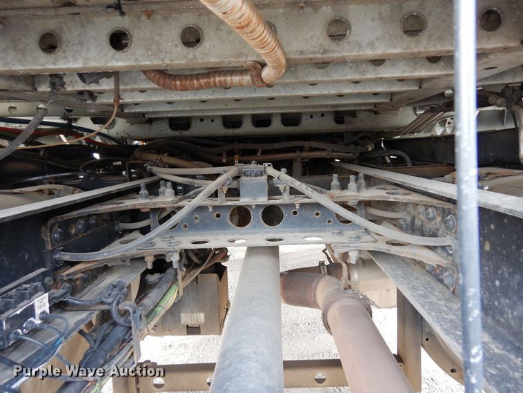 image for item DF8282 2014 International ProStar Plus  semi truck