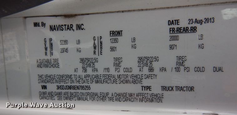 image for item DF8282 2014 International ProStar Plus  semi truck