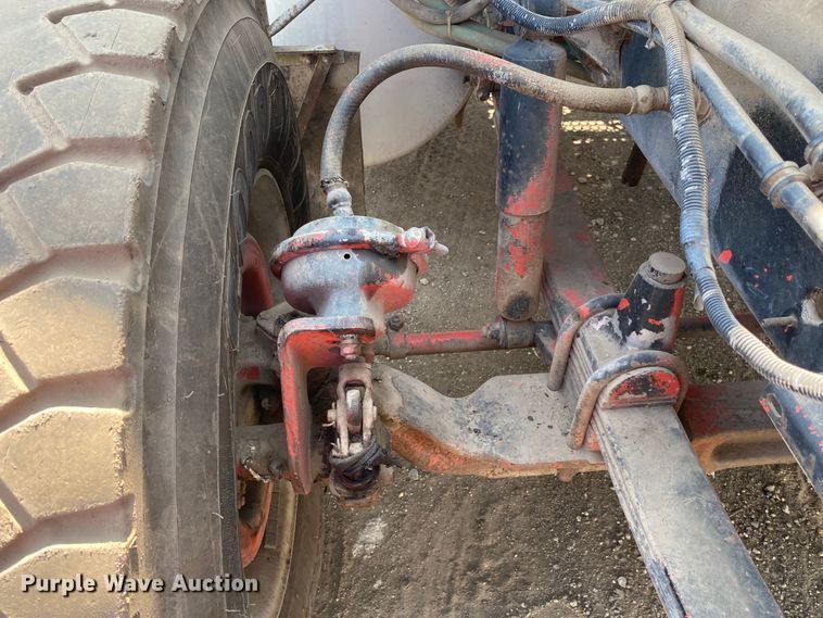 image for item DK6469 1987 Freightliner FLC  semi truck