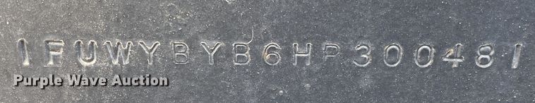 image for item DK6469 1987 Freightliner FLC  semi truck