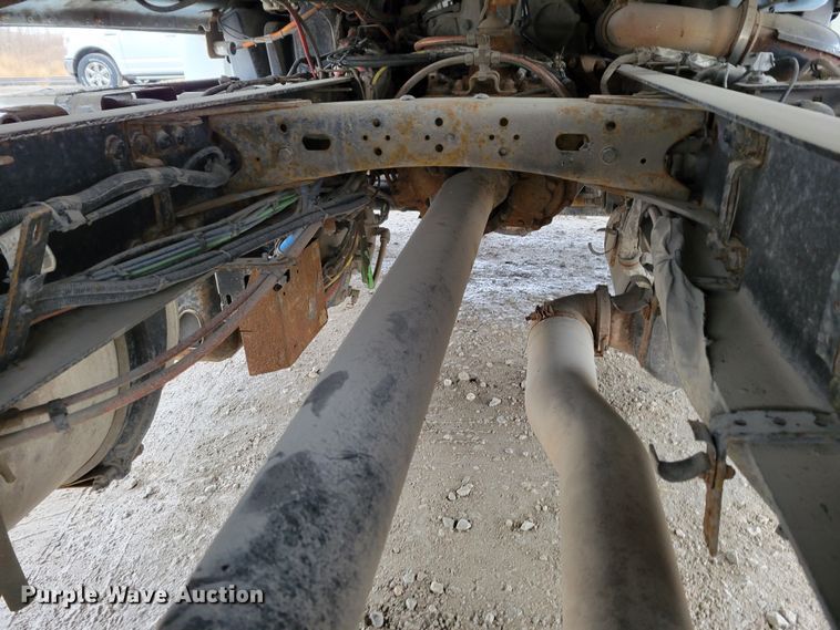 image for item DM8143 2016 Freightliner Cascadia  semi truck