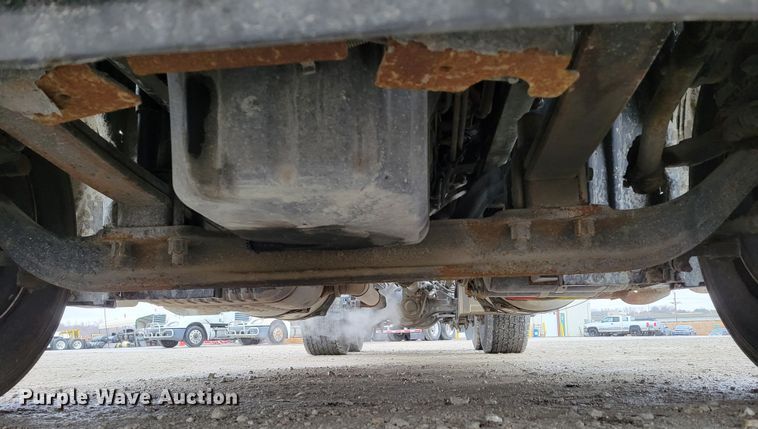 image for item DM8143 2016 Freightliner Cascadia  semi truck