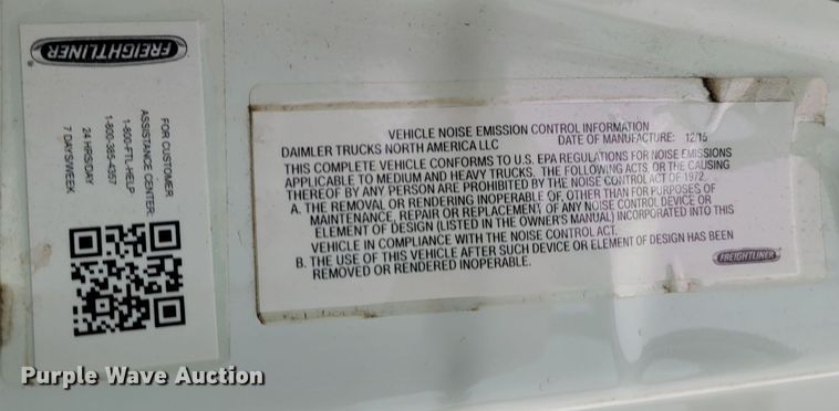 image for item DM8143 2016 Freightliner Cascadia  semi truck