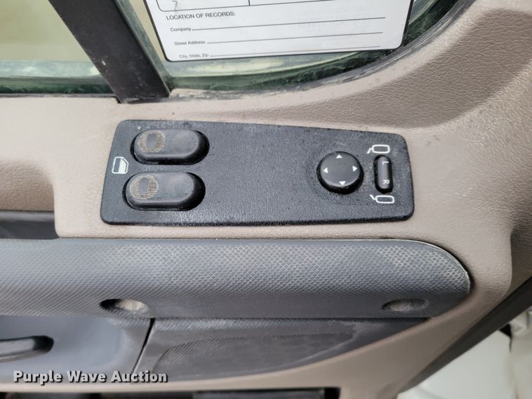 image for item DM8144 2015 Freightliner Cascadia  semi truck