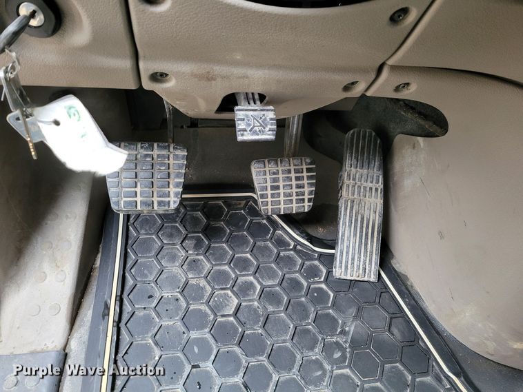 image for item DM8144 2015 Freightliner Cascadia  semi truck