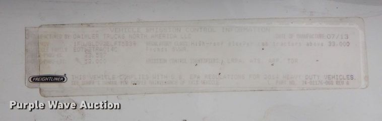 image for item DO1647 2014 Freightliner Cascadia 125  semi truck