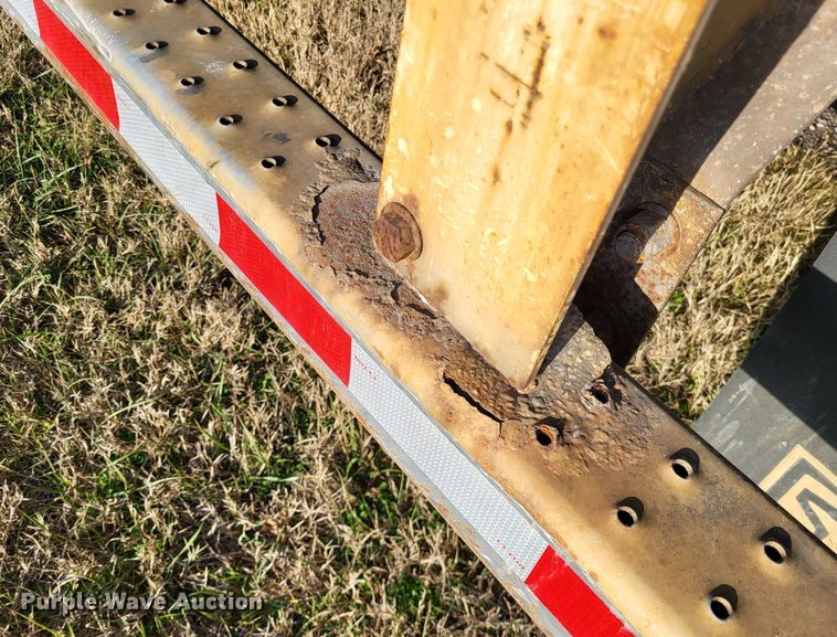 image for item DO3524 2006 Stoughton AVW-535T-S-C-AR  dry van trailer