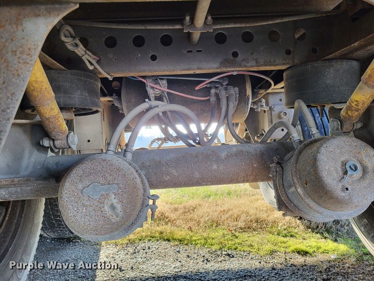 image for item DO3524 2006 Stoughton AVW-535T-S-C-AR  dry van trailer