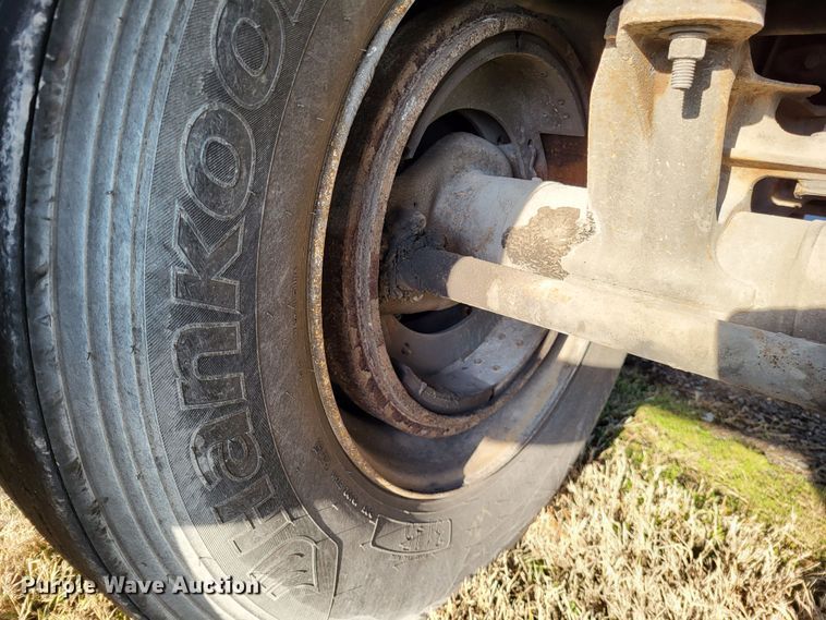 image for item DO3524 2006 Stoughton AVW-535T-S-C-AR  dry van trailer