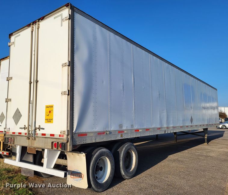 image for item DO3525 2006 Utility VS2DC  dry van trailer