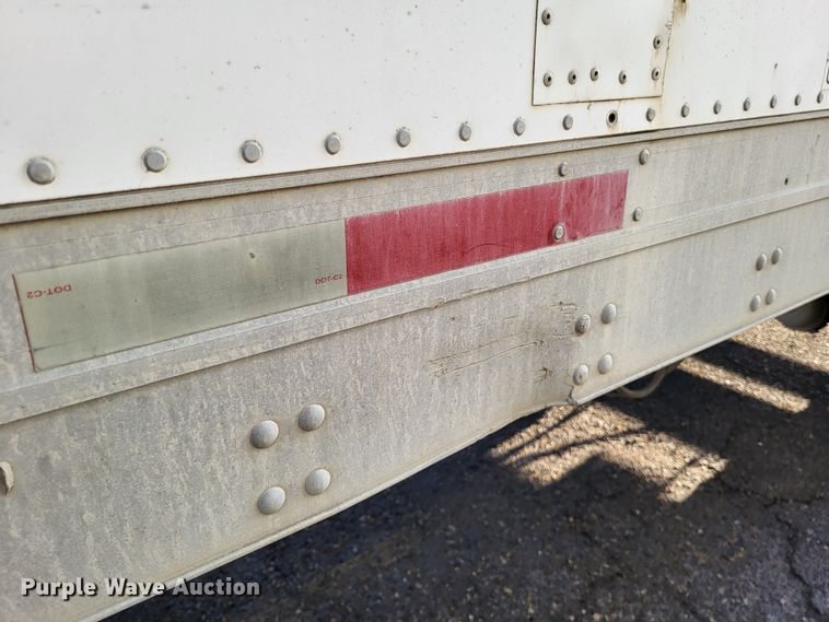 image for item DO3525 2006 Utility VS2DC  dry van trailer