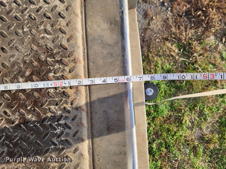 image for item DO3525 2006 Utility VS2DC  dry van trailer