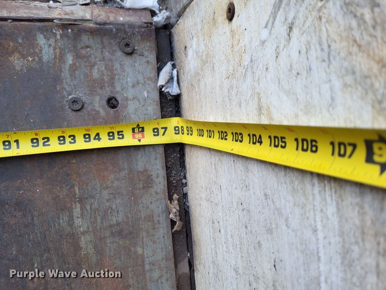 image for item DO3529 2003 Trailmobile  dry van trailer