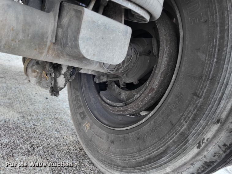 image for item DO3529 2003 Trailmobile  dry van trailer