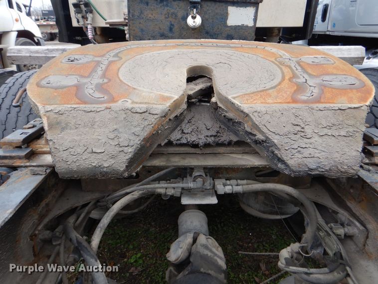 image for item DP8607 2007 Freightliner Columbia  semi truck