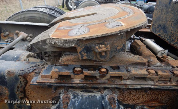 image for item DP8607 2007 Freightliner Columbia  semi truck