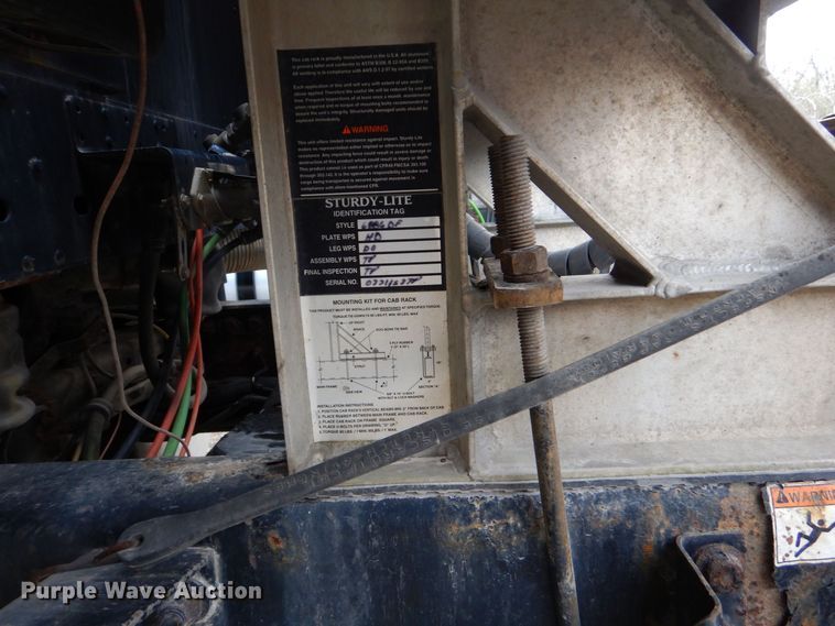 image for item DP8607 2007 Freightliner Columbia  semi truck