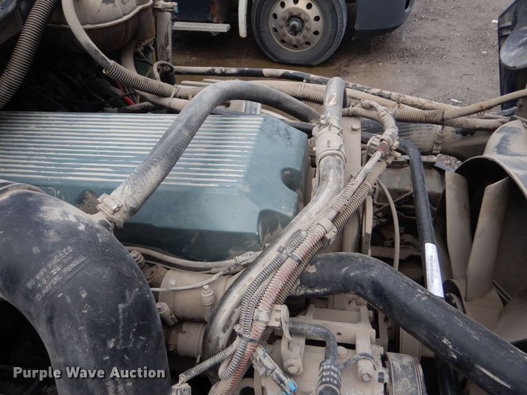 image for item DP8607 2007 Freightliner Columbia  semi truck