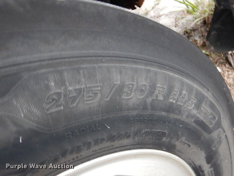 image for item DP8607 2007 Freightliner Columbia  semi truck