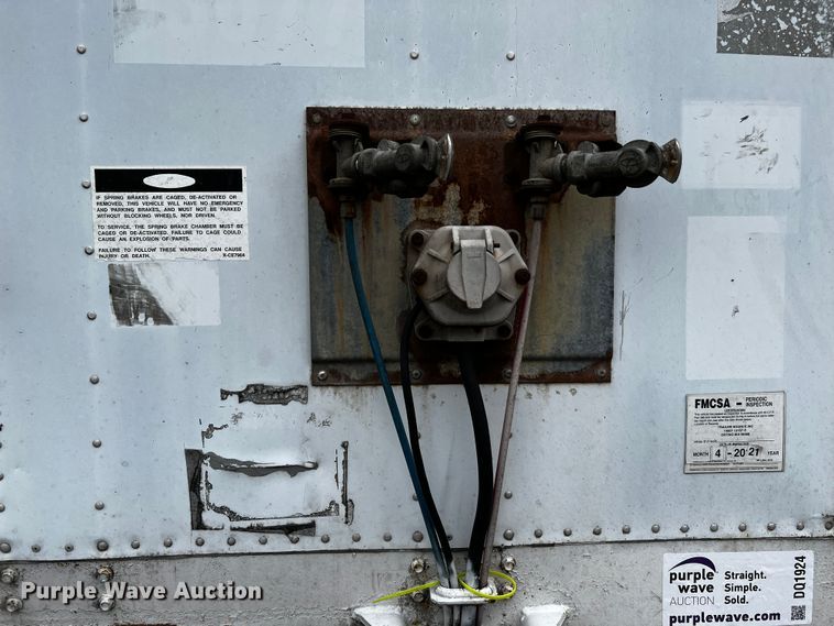 image for item DQ1924 1999 Wabash  dry van trailer