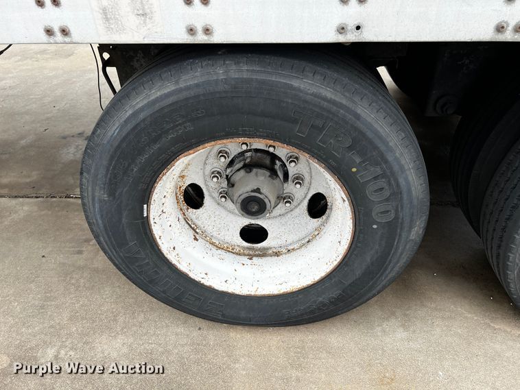 image for item DQ1924 1999 Wabash  dry van trailer