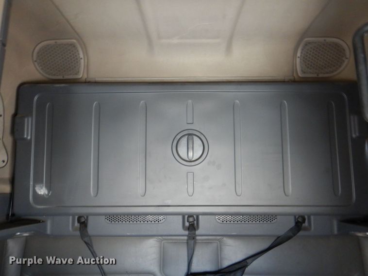 image for item DR2045 2014 Freightliner Cascadia  semi truck