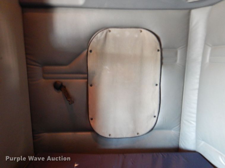 image for item DR2045 2014 Freightliner Cascadia  semi truck