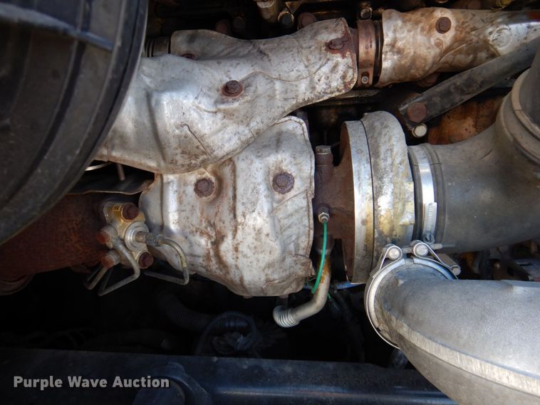 image for item DR2045 2014 Freightliner Cascadia  semi truck