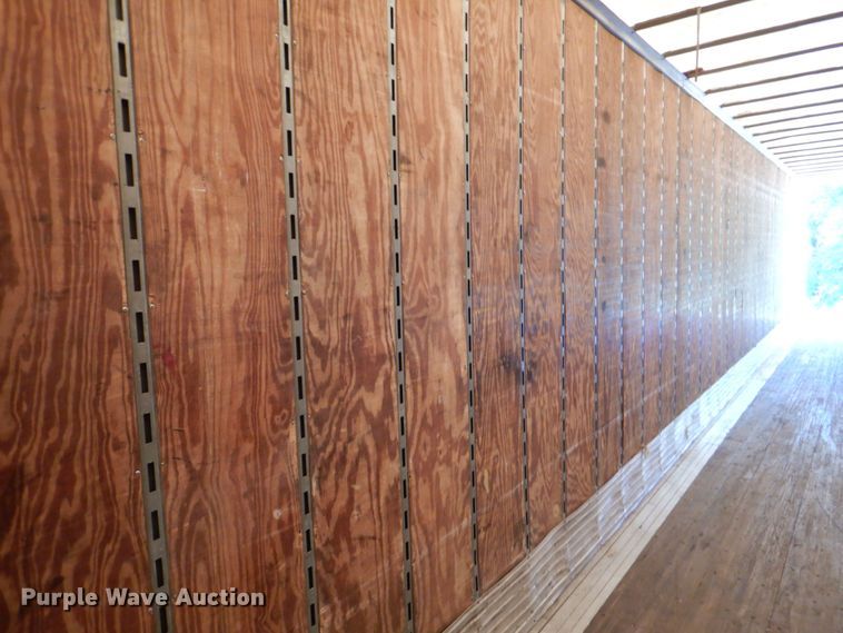 image for item DR2046 2005 Wabash  dry van trailer